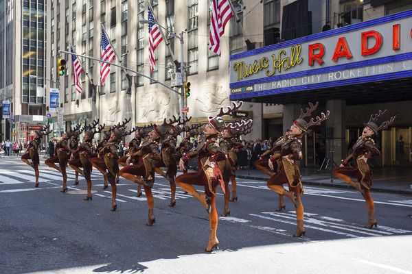 Photo Flash: The Rockettes Prance in CHRISTMAS IN AUGUST Outside Radio City Image