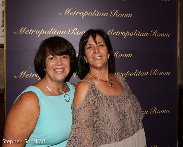 Photo Coverage: Dorothy Bishop brings The Dozen Divas Show to the Metropolitan Room Image