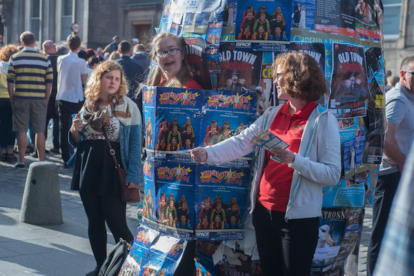 Photo Flash: Edinburgh 2016 - Street Performers On The Royal Mile 