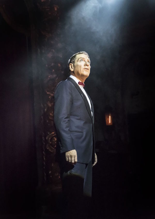 Photo Flash: Kenneth Branagh Opens In THE ENTERTAINER Image