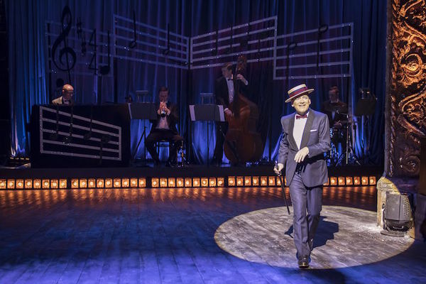 Photo Flash: Kenneth Branagh Opens In THE ENTERTAINER Image
