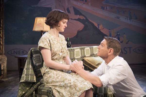 Photo Flash: Kenneth Branagh Opens In THE ENTERTAINER Image