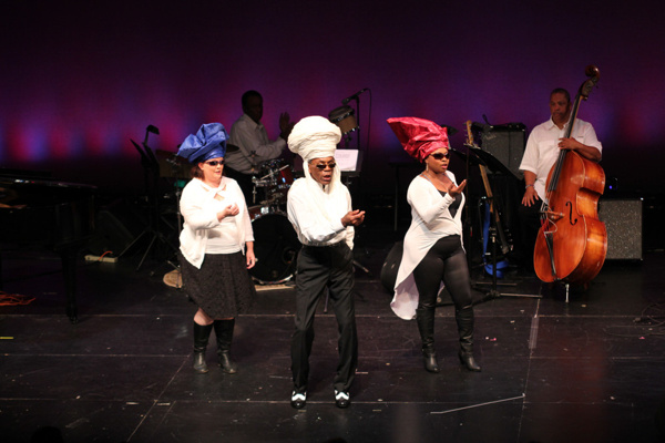 Photo Flash: Chicago Turns Out for André De Shields' CONFESSIONS OF A P.I.M.P. at Victory Gardens Image