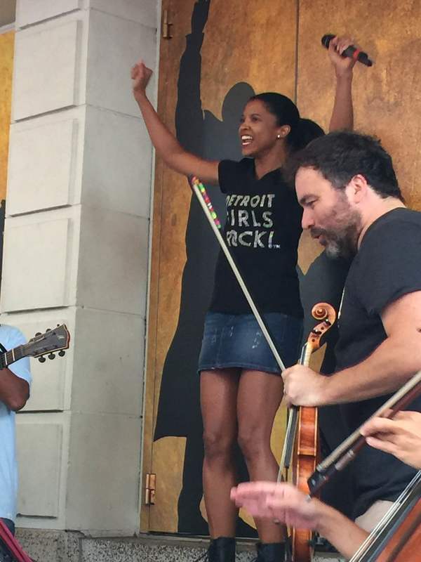 Photo Flash: Renee Elise Goldsberry Sends Off #Ham4Ham with Cut Song From HAMILTON Image
