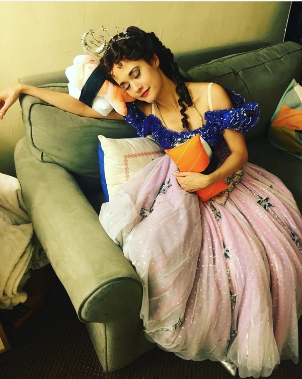 Photo Flash: PHANTOM Divas Need Beauty Sleep, the CHARLIE Boys Strut Their Stuff, and More Saturday Intermission Pics! Image