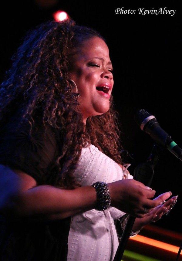 Photo Flash: Natalie Douglas Sings Stevie Wonder & Stevie Nicks at Birdland Image