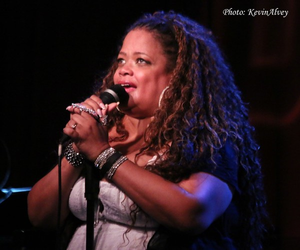 Photo Flash: Natalie Douglas Sings Stevie Wonder & Stevie Nicks at Birdland Image