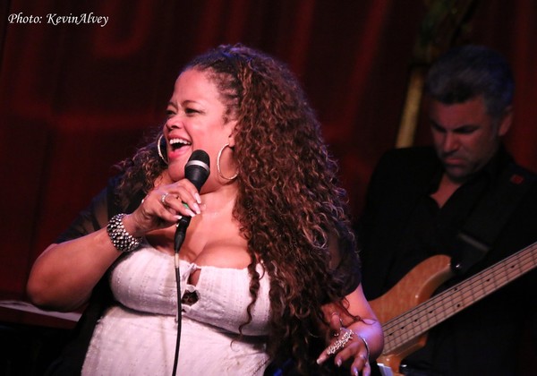 Photo Flash: Natalie Douglas Sings Stevie Wonder & Stevie Nicks at Birdland Image