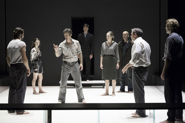 Photo Flash: Arthur Miller's A VIEW FROM THE BRIDGE at the Ahmanson Image
