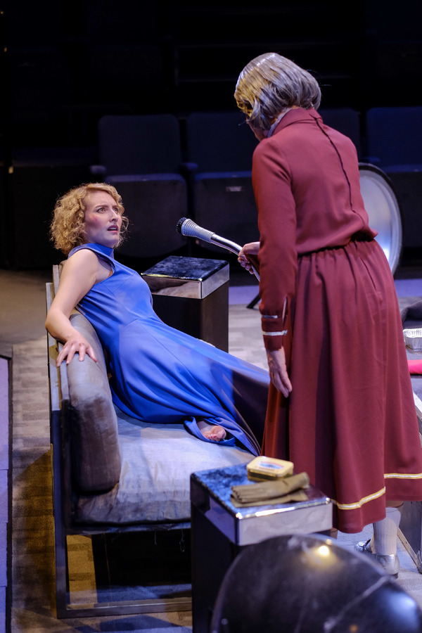 Photo Flash: Production Images from Alan Ayckbourn's HENCEFORWARD, Directed by Ayckbourn Himself! 