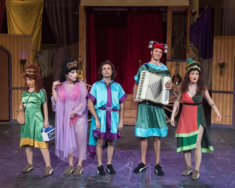 Review: The Troubies and Getty Villa Throw a HAUNTED HOUSE PARTY Image