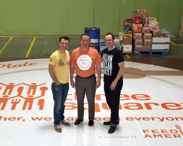 Photo Flash: MILLION DOLLAR QUARTET Cast and More Help Launch Three Square's 'Fill The Plate' for Hunger Action Month  Image