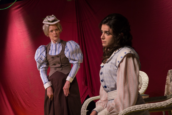 Photo Coverage: First look at Curtain Players' THE IMPORTANCE OF BEING EARNEST Image