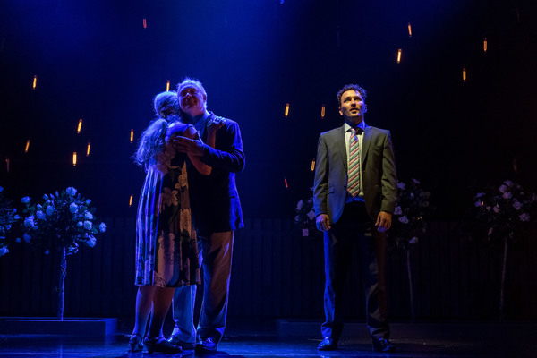 Photo Flash: Take a First Look at Frantic Assembly's Stunning THINGS I KNOW TO BE TRUE Image