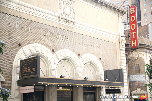 Up on the Marquee: LES LIAISONS DANGEREUSES Image