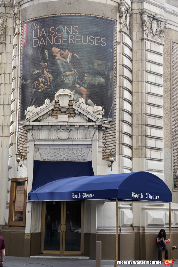 Up on the Marquee: LES LIAISONS DANGEREUSES Image