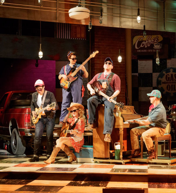 Photo Flash: First Look at Levi Kreis and More in Village Theatre's PUMP BOYS AND DINETTES Image