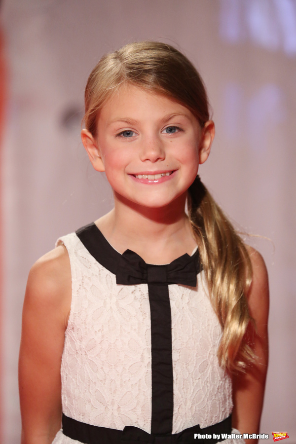 Photo Coverage: Amy Adams & More Attend TIFF: ARRIVAL Red Carpet Premiere Photo Coverage: Amy Adams & More Attend TIFF: ARRIVAL Red Carpet Premiere Image