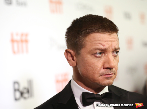 Photo Coverage: Amy Adams & More Attend TIFF: ARRIVAL Red Carpet Premiere  Image