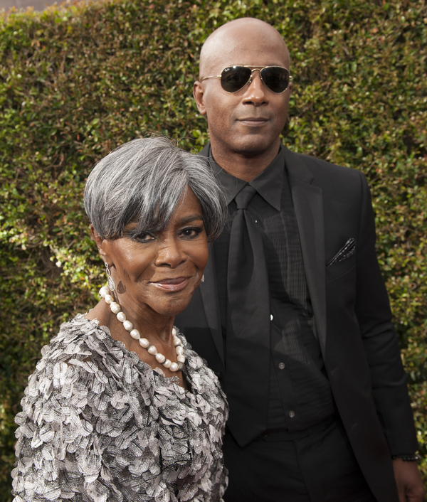 Photo Flash: 68th Annual Emmy Award Red Carpet Photo Coverage Image
