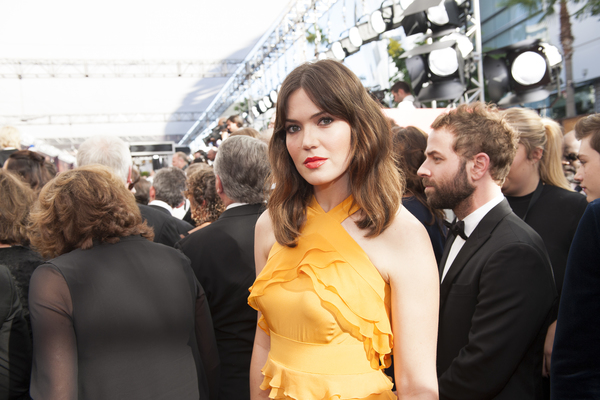 Photo Flash: 68th Annual Emmy Award Red Carpet Photo Coverage Image