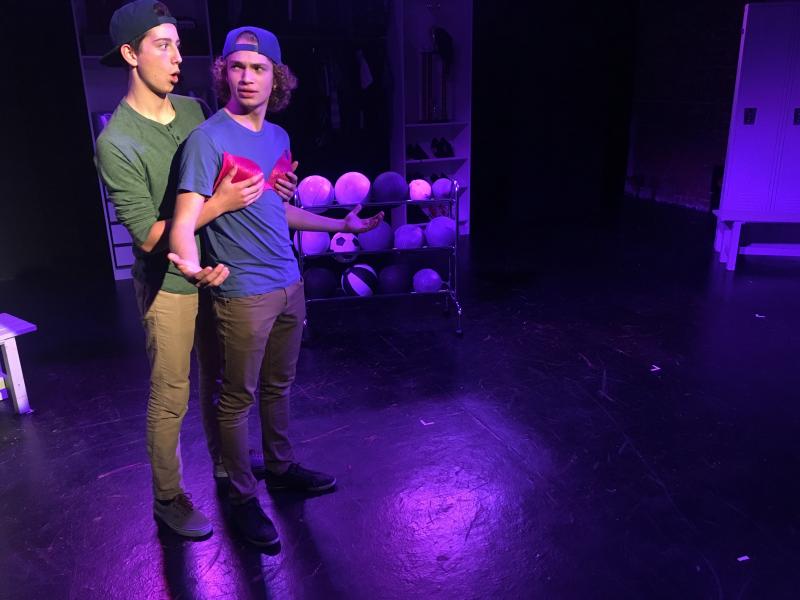 BWW Review: GENERATION ME Tackles Important Teen Issues
