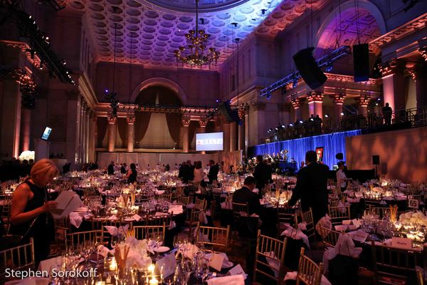 Photo Coverage: Leonardo DiCaprio, Robert De Niro and More Fete Martin Scorsese at Friars Club Image