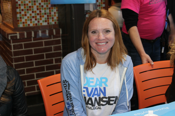 Photo Coverage: BC/EFA Flea Market 2016 Celebrity Autograph Table Image