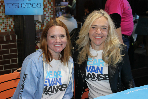 Photo Coverage: BC/EFA Flea Market 2016 Celebrity Autograph Table Image