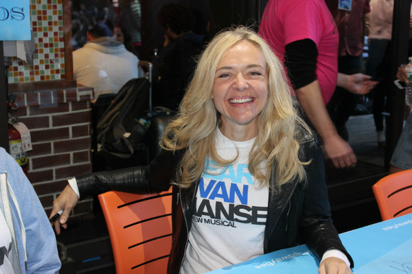 Photo Coverage: BC/EFA Flea Market 2016 Celebrity Autograph Table Image