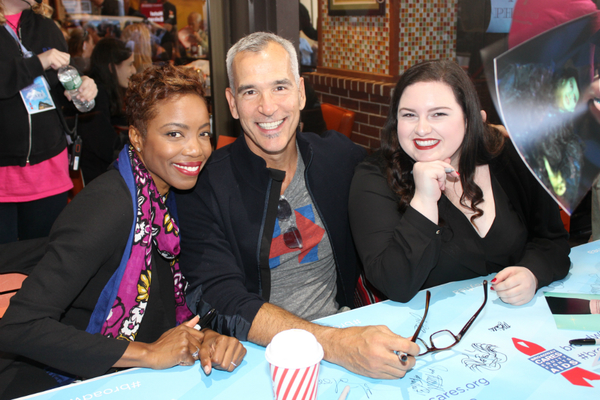 Photo Coverage: BC/EFA Flea Market 2016 Celebrity Autograph Table Image