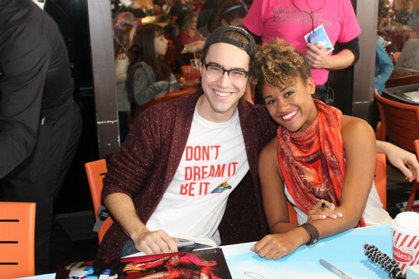 Photo Coverage: BC/EFA Flea Market 2016 Celebrity Autograph Table Image