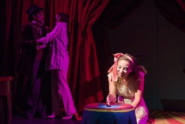 Photo Flash: First Look at World Premiere of SIMON DAWES BECOMES A PLANET Image