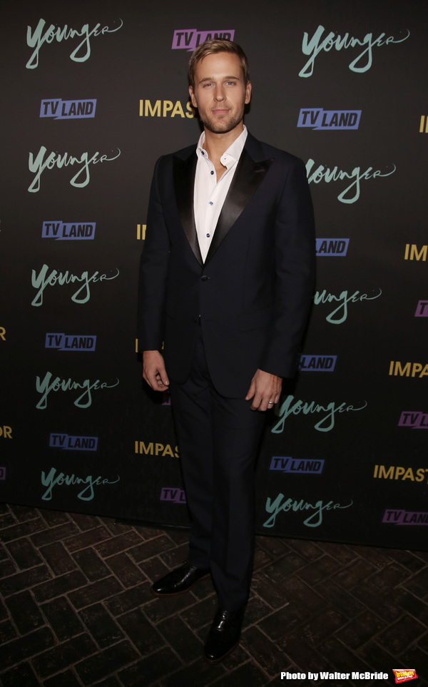 Photo Coverage: Sutton Foster & More Celebrate YOUNGER Season 3 Premiere 