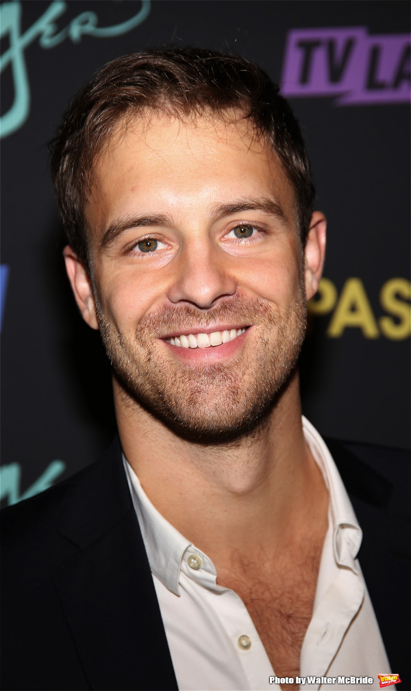 Photo Coverage: Sutton Foster & More Celebrate YOUNGER Season 3 Premiere  Image