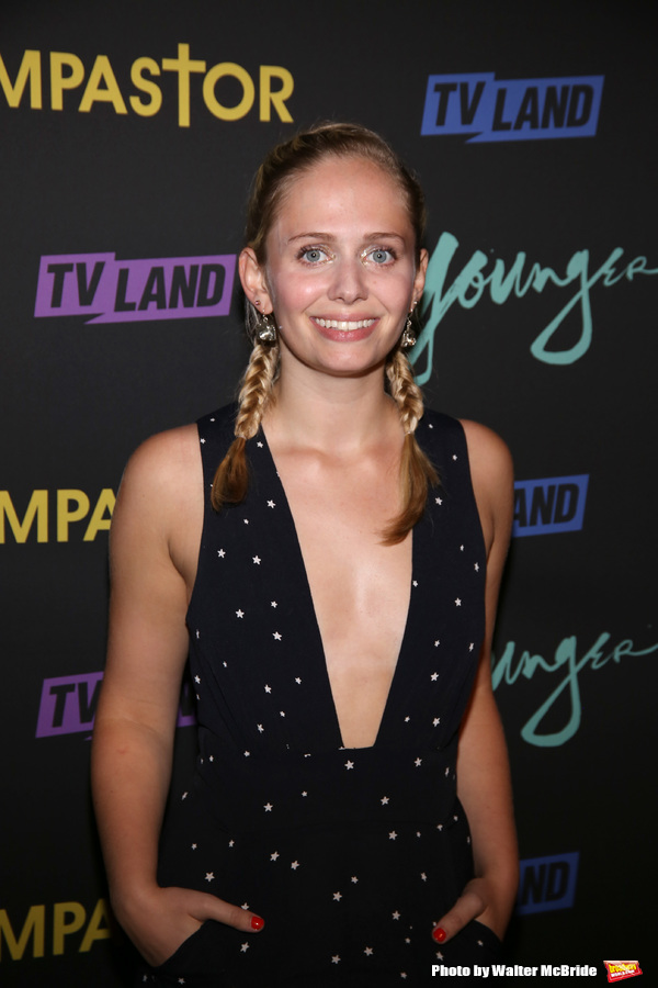 Photo Coverage: Sutton Foster & More Celebrate YOUNGER Season 3 Premiere  Image