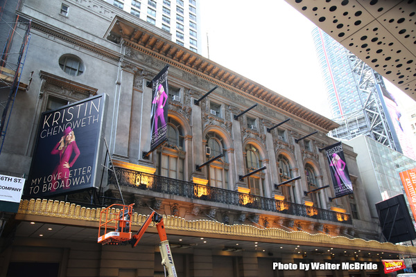 Up on the Marquee: KRISTIN CHENOWETH: MY LOVE LETTER TO BROADWAY Image