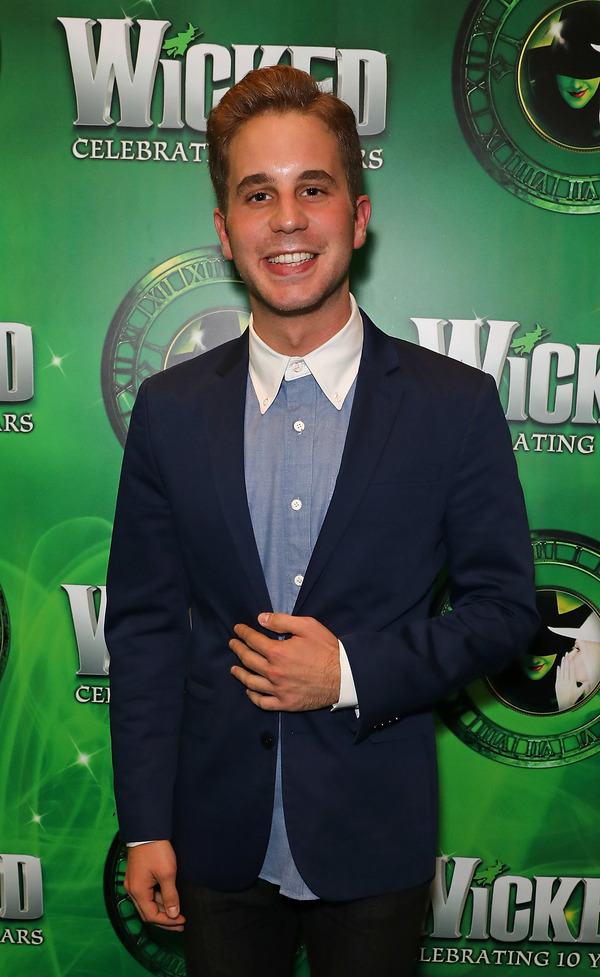 Photo Flash: Stephen Schwartz and London Cast at WICKED 10th Anniversary Party 