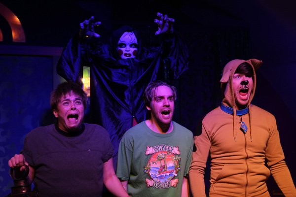Photo Flash: First Look at Hell in a Handbag's Dead-On Parody SKOOBY DON'T Image
