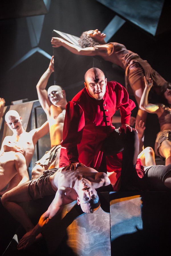 Photo Flash: First Look at DANTE'S INFERNO at Synetic Theater Image
