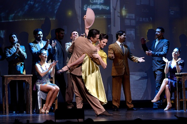 Photo Flash: Sneak Peek - ESTAMPAS PORTENAS: DESEOS to Heat Up the Palace Theatre Image