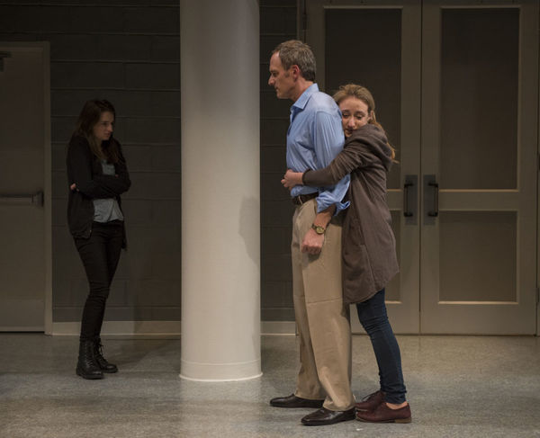 Photo Flash: First Look at Steppenwolf's THE BURIALS Image