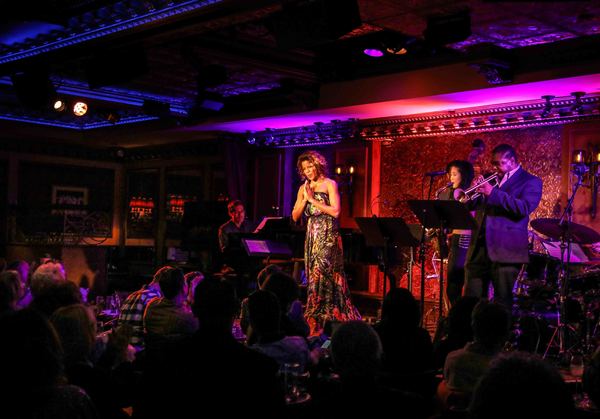 Photo Coverage: Nicole Henry brings 'The Music That Makes Me Dance' to Feinstein's/54 Below 