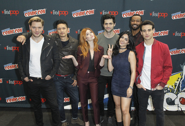 Photo Flash: Freeform's SHADOWHUNTERS Returns to New York Comic Con Image