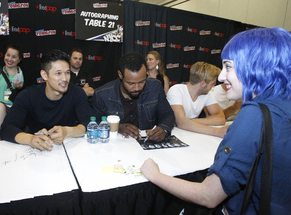 Photo Flash: Freeform's SHADOWHUNTERS Returns to New York Comic Con Image