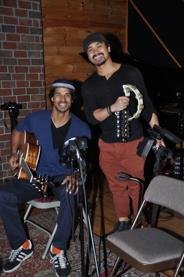 Exclusive Photo Coverage: ALADDIN Cast Get In the Holiday Spirit for Carols For A Cure Image