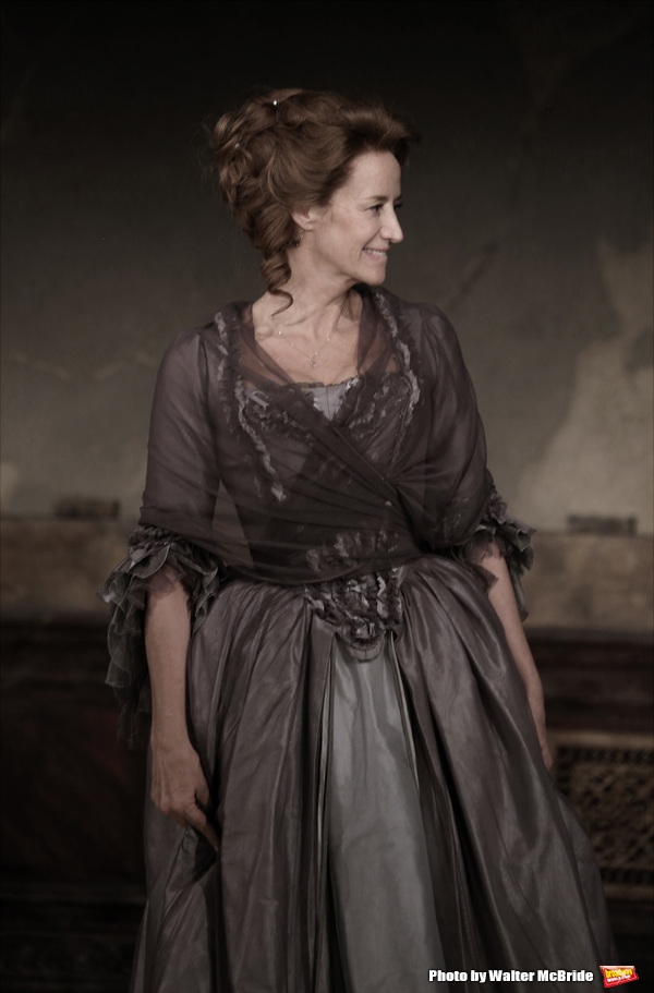 Photo Coverage: LES LIAISONS DANGEREUSES Cast Take First Preview Bows on Broadway Image