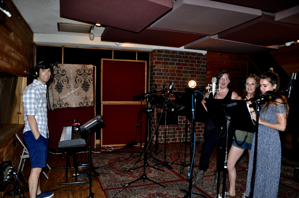 Exclusive Photo Coverage: Cast of WICKED Harmonizes for Carols For A Cure Image