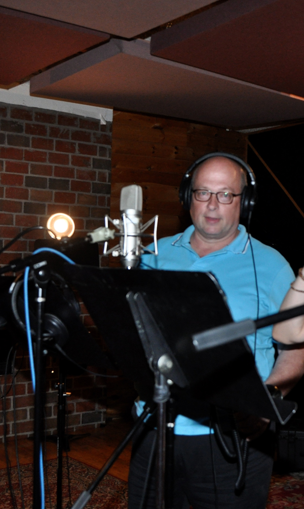 Exclusive Photo Coverage: Cast of WICKED Harmonizes for Carols For A Cure Image