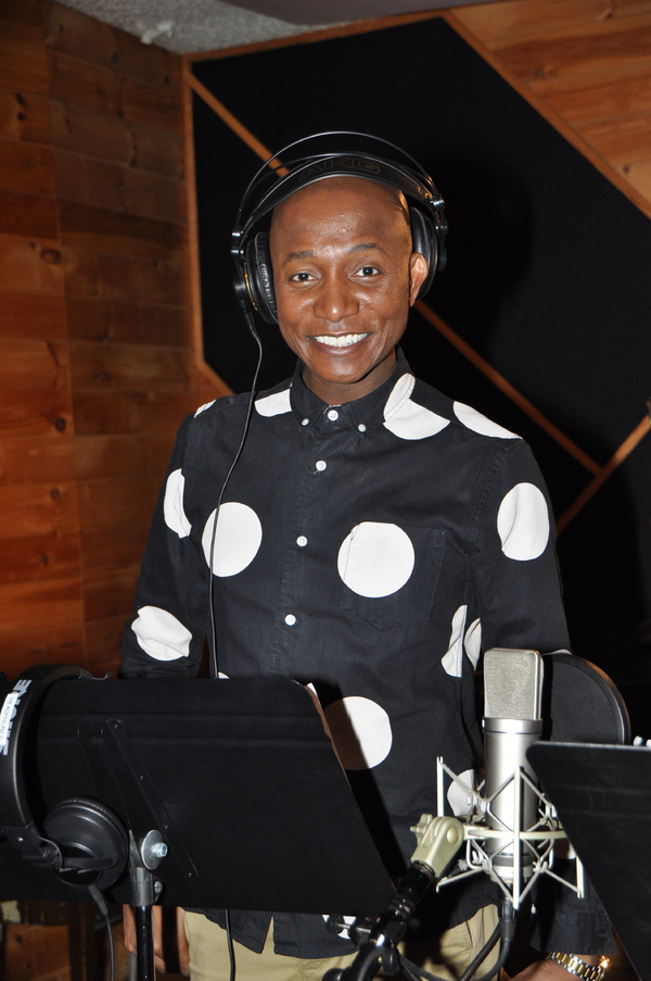 Exclusive Photo Coverage: KINKY BOOTS Gets Ready for Christmas with Carols For A Cure Image